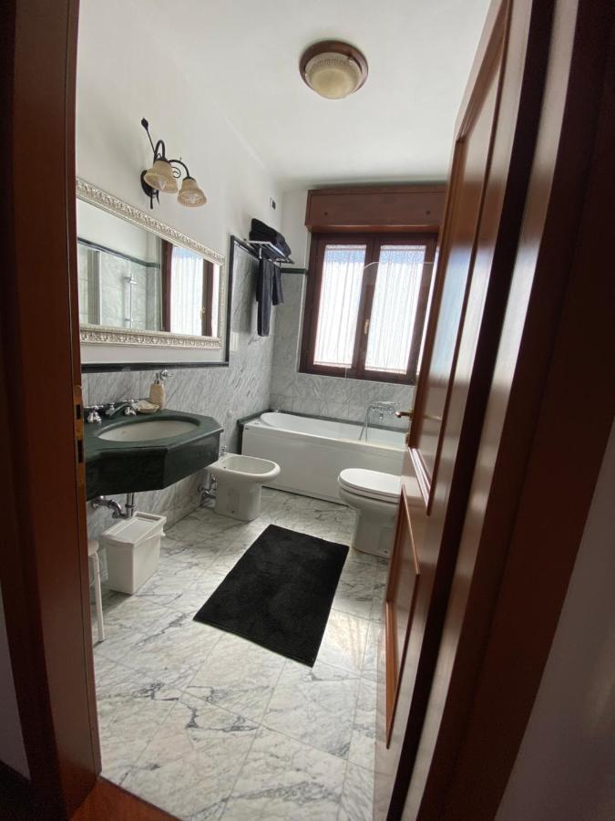 Ostium Sea Star Hotel Lido di Ostia Kültér fotó